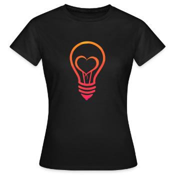 Light bulb with heart - Women's T-Shirt - black - Front - AI Model Female 172 dark (172cm)