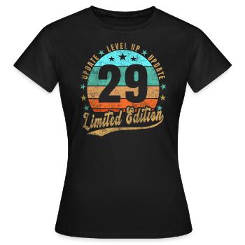 Mise à jour Level Up 29 Ans Édition Limitée Rétro - T-shirt Femme - noir - Devant - AI Model Female 172 dark (172cm)