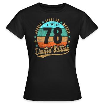 Mise à jour Level Up 78 ans Édition Limitée Rétro - T-shirt Femme - noir - Devant - AI Model Female 172 dark (172cm)