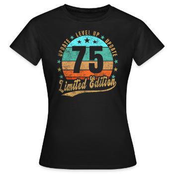 Mise à jour Level Up 75 Ans Édition Limitée Rétro - T-shirt Femme - noir - Devant - AI Model Female 172 dark (172cm)