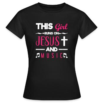 This Girl Runs On Jesus And Music - Frauen T-Shirt - Schwarz - Vorne - AI Model Female 172 dark (172cm)