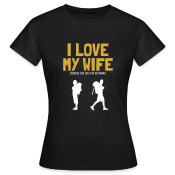 J’aime ma femme Randonnée en montagne Randonnée Randonnée Trekking - T-shirt Femme - noir - Devant - AI Model Female 172 dark (172cm)