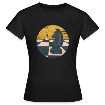 Retro Grandmaster Queen Player Professional Chess - Women's T-Shirt - black - Front - AI Model Female 172 dark (172cm)