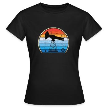 Forage de plates-formes de mazout fossile et de plates-formes offshore - T-shirt Femme - noir - Devant - AI Model Female 172 dark (172cm)