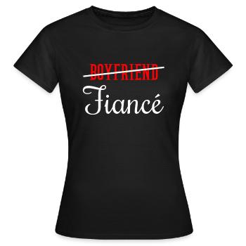 fiancé - T-shirt Femme - noir - Devant - AI Model Female 172 dark (172cm)