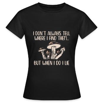 Pilzsammler - Frauen T-Shirt - Schwarz - Vorne - AI Model Female 172 dark (172cm)