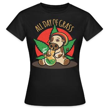 A farm cow with a bong smokes grass - Women's T-Shirt - black - Front - AI Model Female 172 dark (172cm)