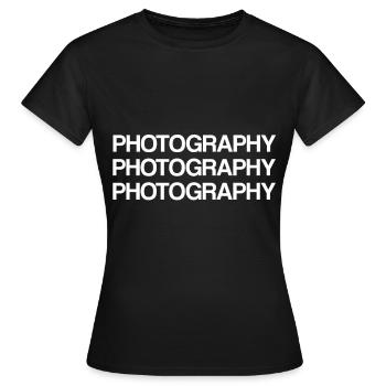 PHOTOGRAPHIE | PHOTOGRAPHIE | PHOTOGRAPHIE - T-shirt Femme - noir - Devant - AI Model Female 172 dark (172cm)