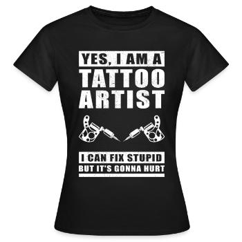 Tattoo Artist Tattooer Peckerl Tattoos Cadeau - T-shirt Femme - noir - Devant - AI Model Female 172 dark (172cm)