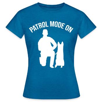 Polizeibeamter Polizeihund - Frauen T-Shirt - Antikblaues Saphir meliert - Vorne - AI Model Female 172 dark (172cm)