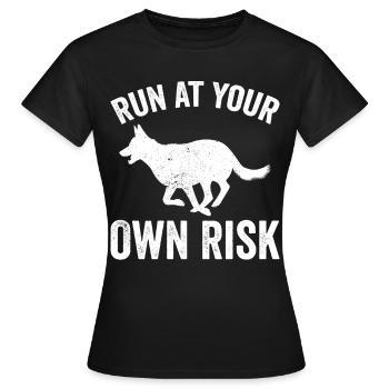 Policier Chien policier - T-shirt Femme - noir - Devant - AI Model Female 172 dark (172cm)