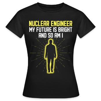 Kernkraftwerk - Frauen T-Shirt - Schwarz - Vorne - AI Model Female 172 dark (172cm)
