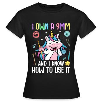 Häkeln Häkler Stricken - Frauen T-Shirt - Schwarz - Vorne - AI Model Female 172 dark (172cm)