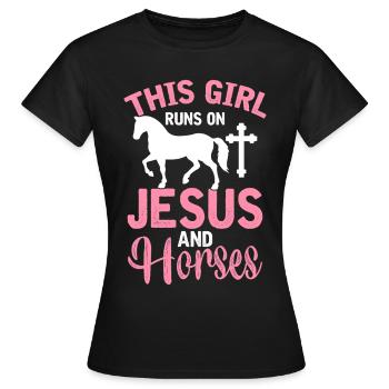 Fille de cheval chrétienne Cette fille court sur Jésus et - T-shirt Femme - noir - Devant - AI Model Female 172 dark (172cm)