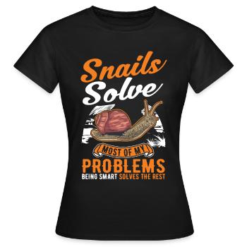 Schnecke Geschenk Weinbergschnecke - Frauen T-Shirt - Schwarz - Vorne - AI Model Female 172 dark (172cm)