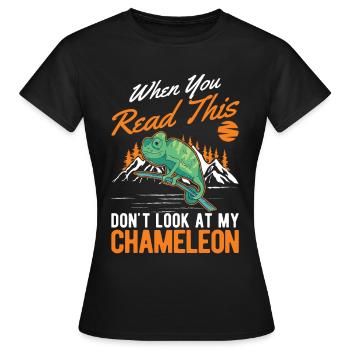Caméléon Cadeau Caméléon - T-shirt Femme - noir - Devant - AI Model Female 172 dark (172cm)