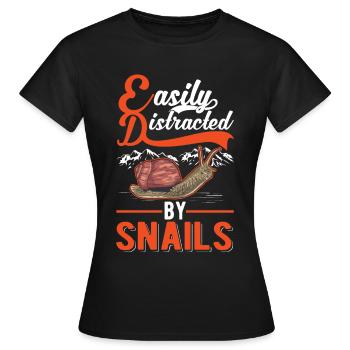 Schnecke Geschenk Weinbergschnecke - Frauen T-Shirt - Schwarz - Vorne - AI Model Female 172 dark (172cm)