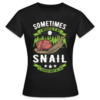 Schnecke Geschenk Weinbergschnecke - Frauen T-Shirt - Schwarz - Vorne - AI Model Female 172 dark (172cm)