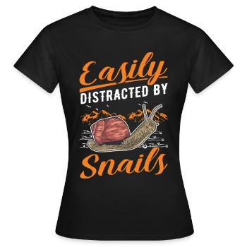 Schnecke Geschenk Weinbergschnecke - Frauen T-Shirt - Schwarz - Vorne - AI Model Female 172 dark (172cm)