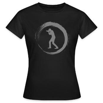 photographer - Women's T-Shirt - black - Front - AI Model Female 172 dark (172cm)