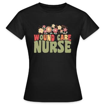 Infirmière en soins des plaies - T-shirt Femme - noir - Devant - AI Model Female 172 dark (172cm)