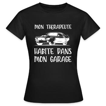 mon thérapeute habite dans mon garage - T-shirt Femme - noir - Devant - AI Model Female 172 dark (172cm)
