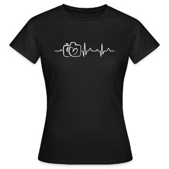 Heart Beat Camera - Frauen T-Shirt - Schwarz - Vorne - AI Model Female 172 dark (172cm)