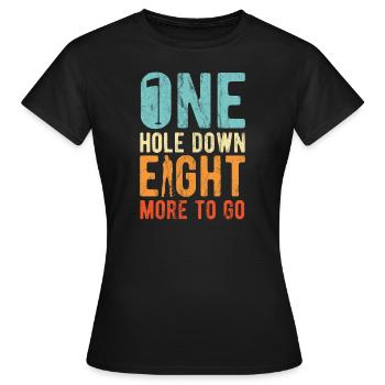 Golfplatz zum Golfen Golf - Frauen T-Shirt - Schwarz - Vorne - AI Model Female 172 dark (172cm)