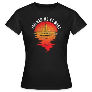 Segelboot Kapitän Spruch Zum Segeln - Frauen T-Shirt - Schwarz - Vorne - AI Model Female 172 dark (172cm)