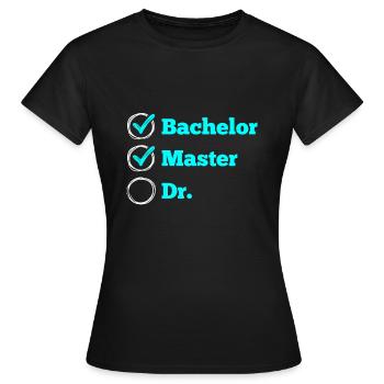 Master Checkliste Master Abschluss 2022 - Frauen T-Shirt - Schwarz - Vorne - AI Model Female 172 dark (172cm)