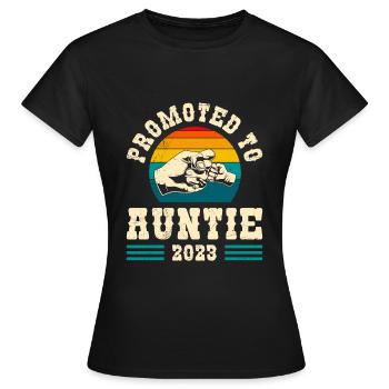 Promoted to Auntie 2023 Promotion Best Aunt - Women's T-Shirt - black - Front - AI Model Female 172 dark (172cm)