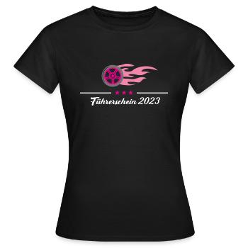 Führerschein 2023 Fahrerlaubnis bestanden Prüfung - Frauen T-Shirt - Schwarz - Vorne - AI Model Female 172 dark (172cm)