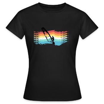 Windsurfing - Frauen T-Shirt - Schwarz - Vorne - AI Model Female 172 dark (172cm)