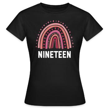 Rot Regenbogen Neunzehn Jahre 19. Geburtstag - Frauen T-Shirt - Schwarz - Vorne - AI Model Female 172 dark (172cm)
