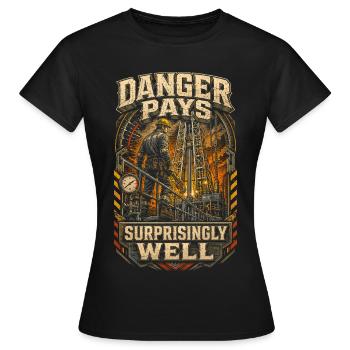 Oil rig rig worker - Women's T-Shirt - black - Front - AI Model Female 172 dark (172cm)