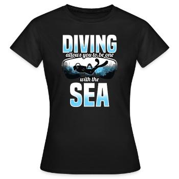 Diving Allows You To Be One With The Sea - Women's T-Shirt - black - Front - AI Model Female 172 dark (172cm)