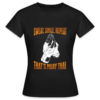 Muay Thai Boxing Muay Thai - Frauen T-Shirt - Schwarz - Vorne - AI Model Female 172 dark (172cm)