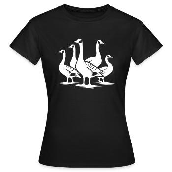 Ein Schwarm hübscher Wildgänse - Frauen T-Shirt - Schwarz - Vorne - AI Model Female 172 dark (172cm)