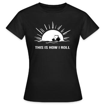 Golf Golfmobil Golfspieler Golf-Club-Cart Caddy - Frauen T-Shirt - Schwarz - Vorne - AI Model Female 172 dark (172cm)