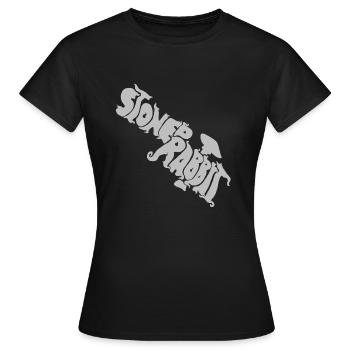 Stoned Rabbit Schriftzug - Frauen T-Shirt - Schwarz - Vorne - AI Model Female 172 dark (172cm)