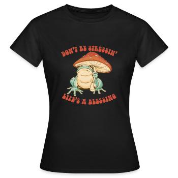 Ne soyez pas stressé dans les vies Une bénédiction Grenouille Champignon - T-shirt Femme - noir - Devant - AI Model Female 172 dark (172cm)