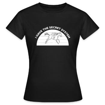 J’ai le t-shirt du système secret - T-shirt Femme - noir - Devant - AI Model Female 172 dark (172cm)