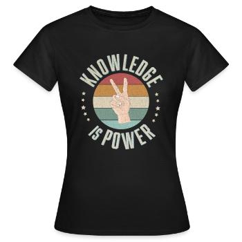 Wissen ist Macht - Frauen T-Shirt - Schwarz - Vorne - AI Model Female 172 dark (172cm)