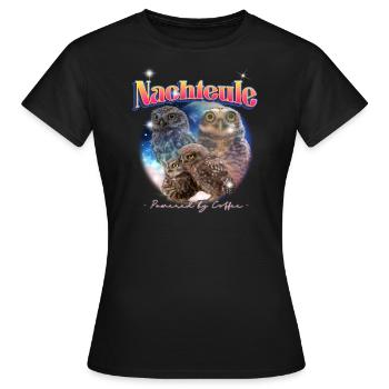 Nachteule - Powered by Coffee - Frauen T-Shirt - Schwarz - Vorne - AI Model Female 172 dark (172cm)