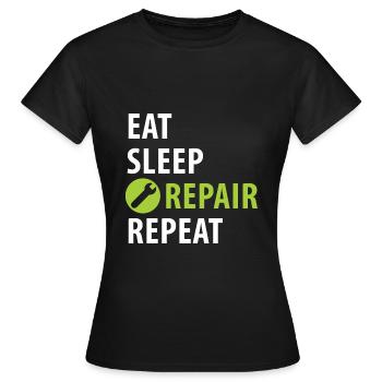 Monteur, Baumeister, Handwerker - Frauen T-Shirt - Schwarz - Vorne - AI Model Female 172 dark (172cm)