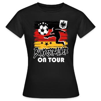 Fußball Deutschland Fussball Fan Bundestrainer - Frauen T-Shirt - Schwarz - Vorne - AI Model Female 172 dark (172cm)