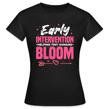 Une intervention précoce permet aux petits humains de s’épanouir - - T-shirt Femme - noir - Devant - AI Model Female 172 dark (172cm)