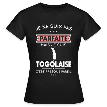 Je ne suis pas parfaite mais je suis Togolaise - T-shirt Femme - noir - Devant - AI Model Female 172 dark (172cm)
