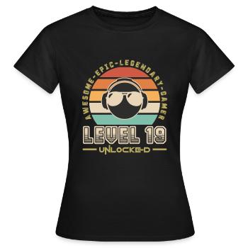Level 19 - Women's T-Shirt - black - Front - AI Model Female 172 dark (172cm)