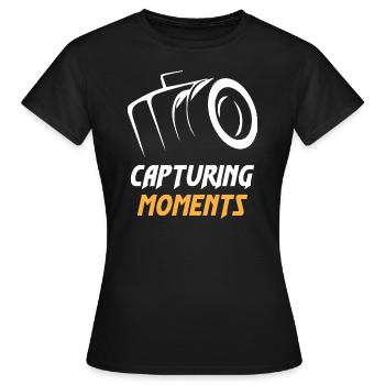 Capturing Moments Camera Photographer - Frauen T-Shirt - Schwarz - Vorne - AI Model Female 172 dark (172cm)
